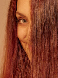 Ziołowa farba do włosów khadi Czysta Henna po aplikacji